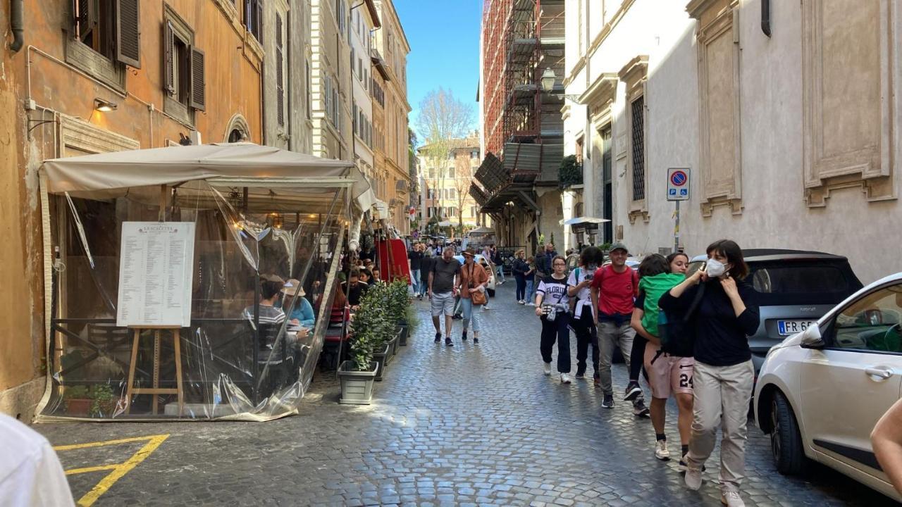 In The Rome'S Soul Close To Navona Square Bagian luar foto